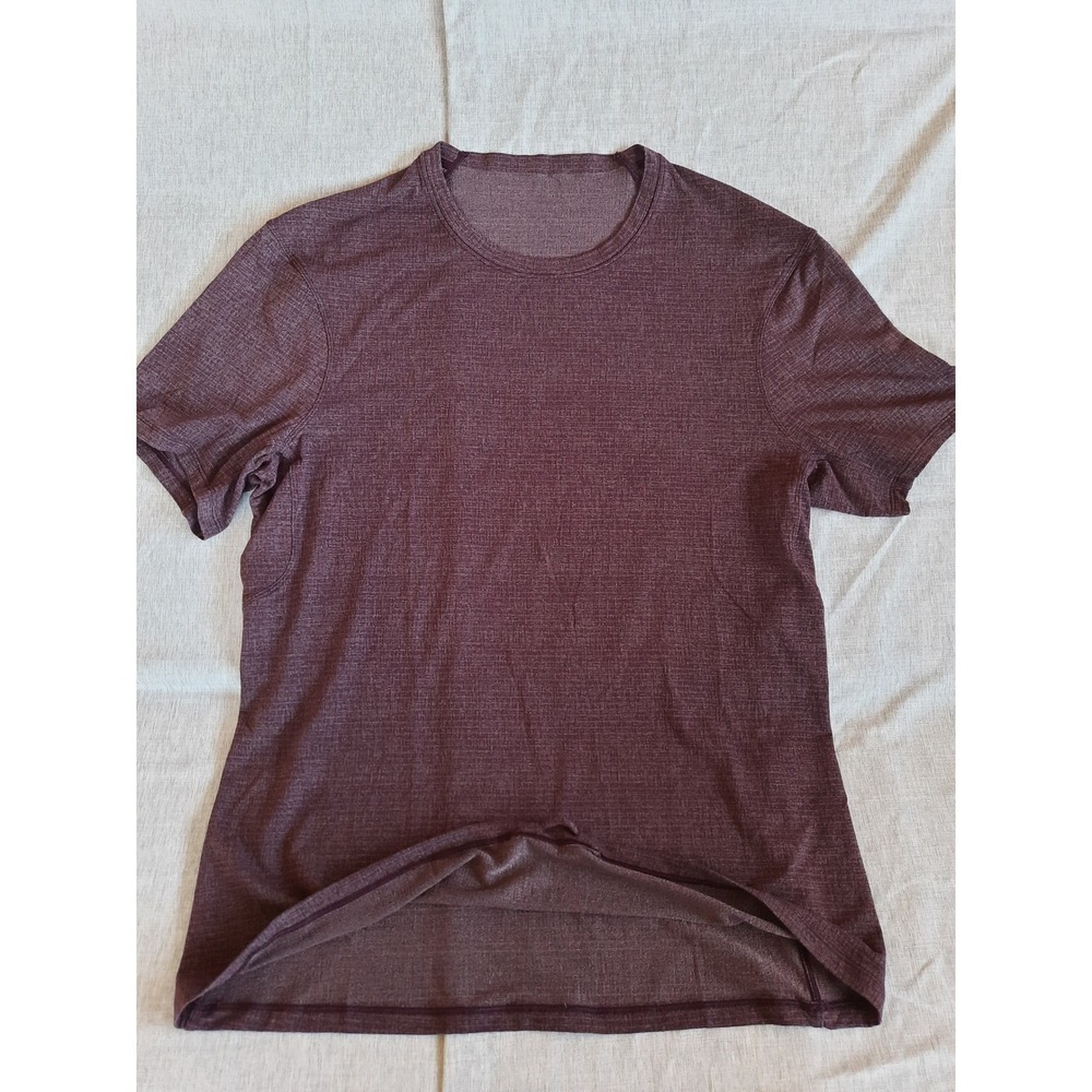 Lululemon Men's Medium Maroon Lightweight Performance Stretch Pullover T-Shirt